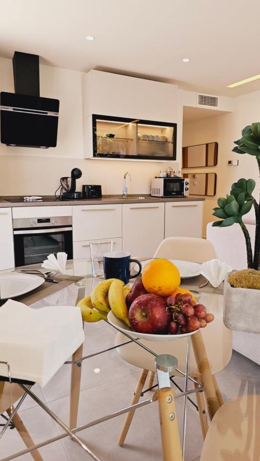 Nogalera Quintessence Apartment With Private Parking By Namaste Elite Torremolinos Eksteriør bilde