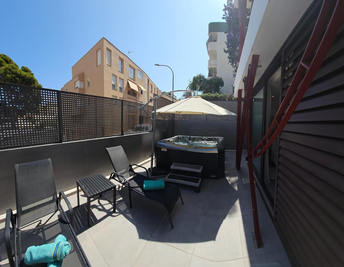 Nogalera Quintessence Apartment With Private Parking By Namaste Elite Torremolinos Eksteriør bilde
