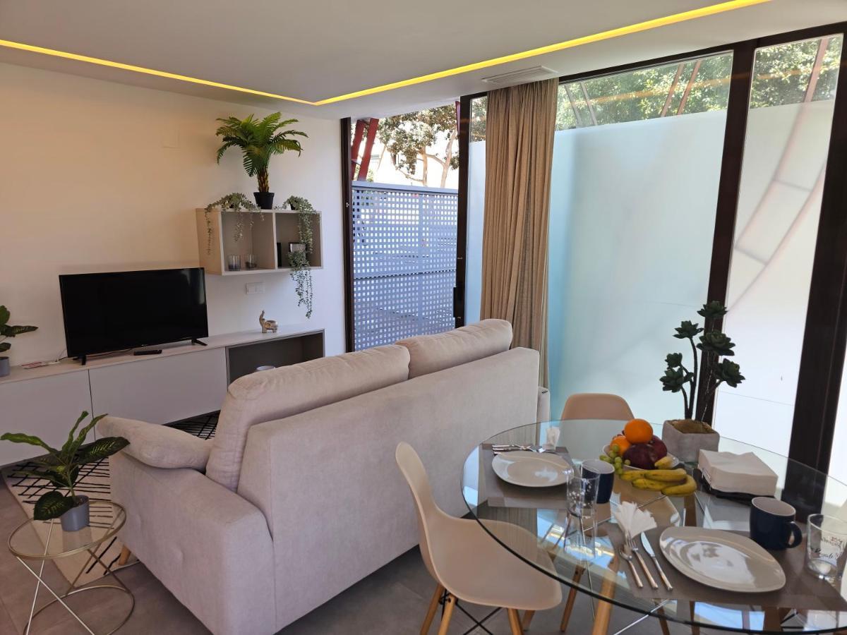 Nogalera Quintessence Apartment With Private Parking By Namaste Elite Torremolinos Eksteriør bilde