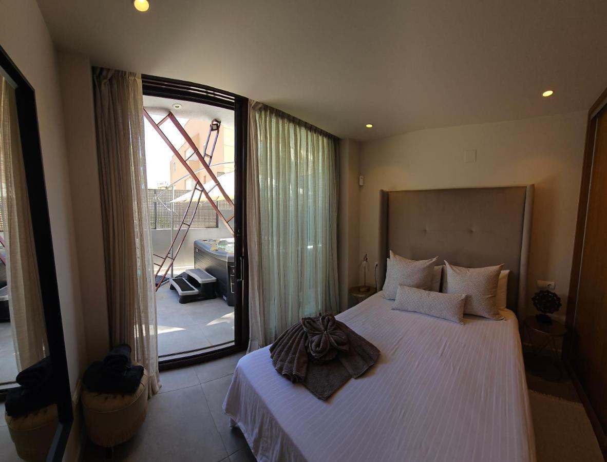 Nogalera Quintessence Apartment With Private Parking By Namaste Elite Torremolinos Eksteriør bilde