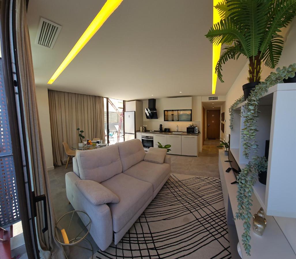 Nogalera Quintessence Apartment With Private Parking By Namaste Elite Torremolinos Eksteriør bilde