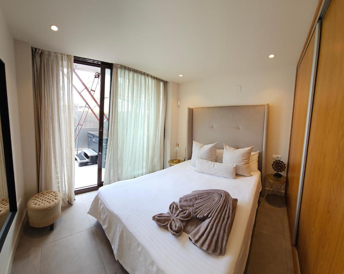 Nogalera Quintessence Apartment With Private Parking By Namaste Elite Torremolinos Eksteriør bilde